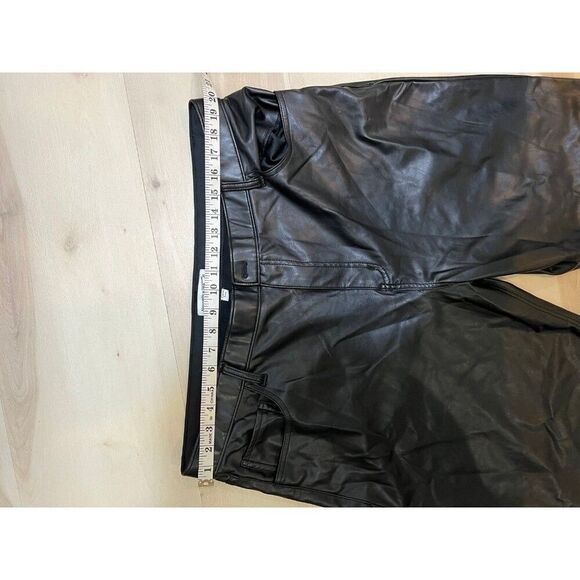 Abercrombie & Fitch Size 35 20R The 90’s Ultra High Rise Faux Leather Curve Love - Picture 8 of 11